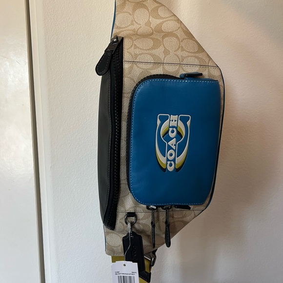 Coach Track Belt Bag Colorblock Signature with Coach Stamp - Picture 2 of 4